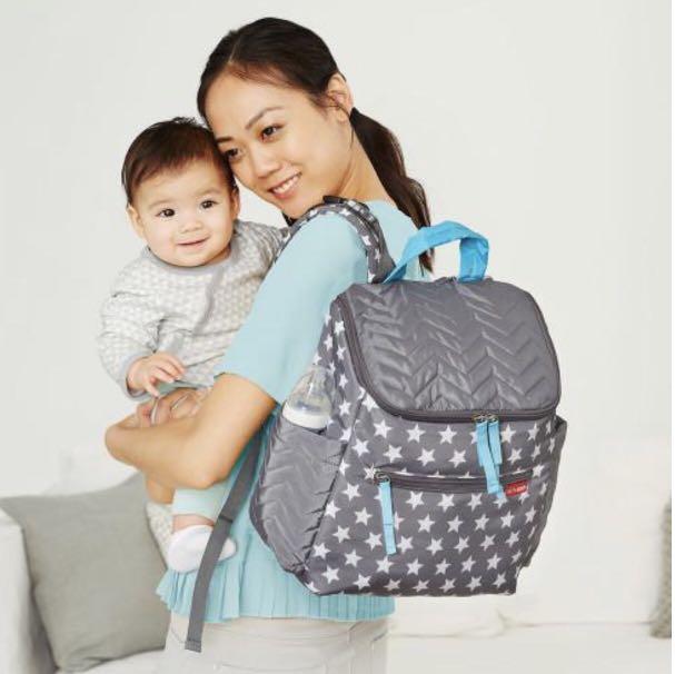  SKIP HOP Mommy Backpack