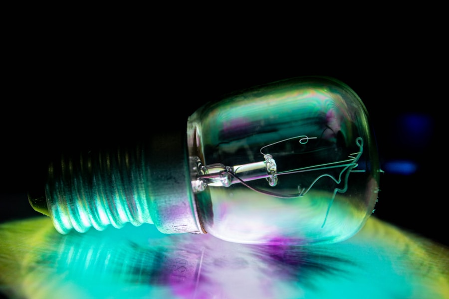 Sci-fi Acrylic Refraction Lamp: A Futuristic Illumination