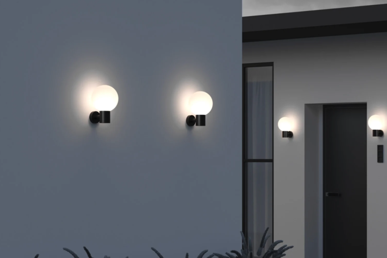 Waterproof Metal Outdoor Wall Light for Exterior Facade